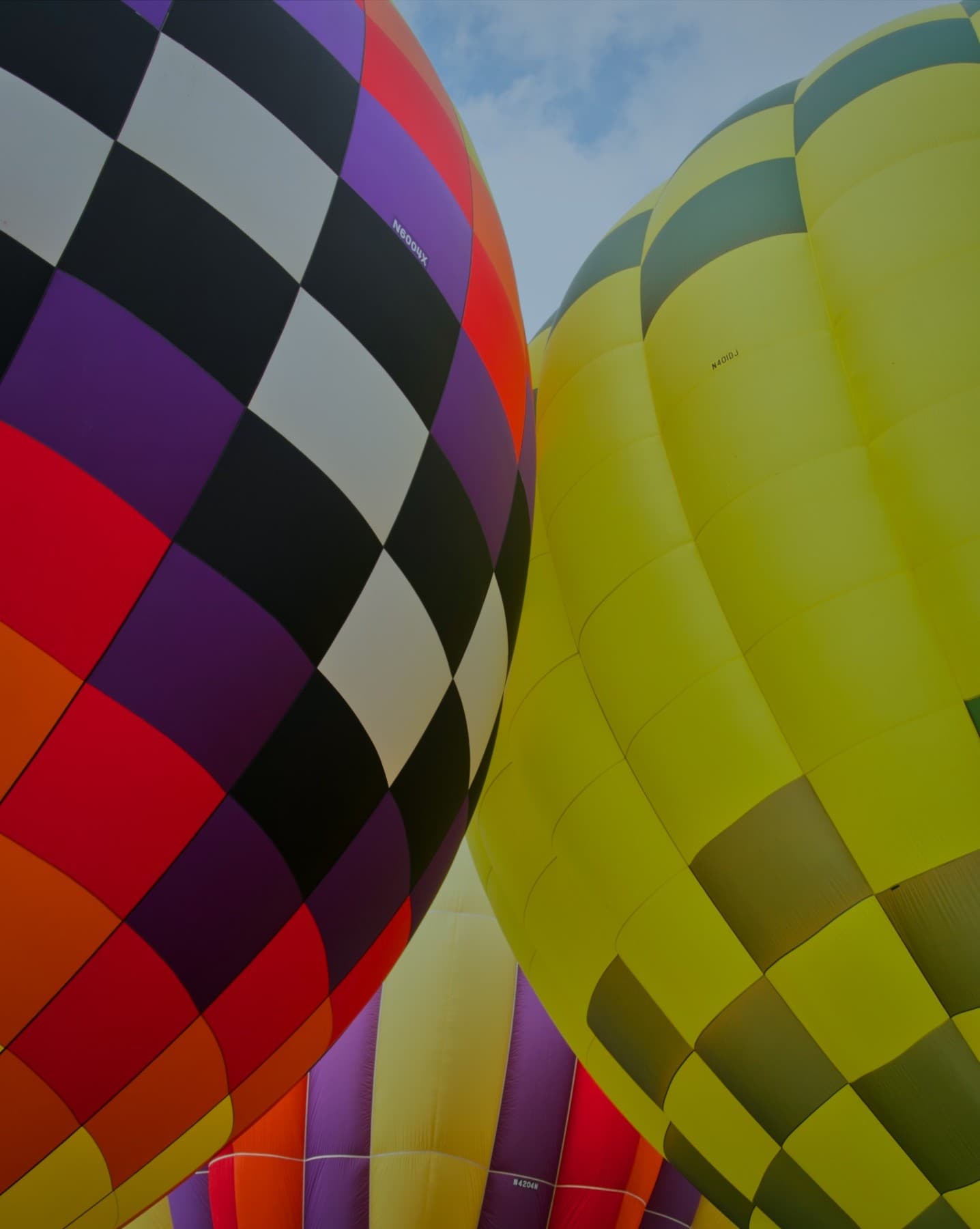 Darker LightCraft balloon photo after applying the preset